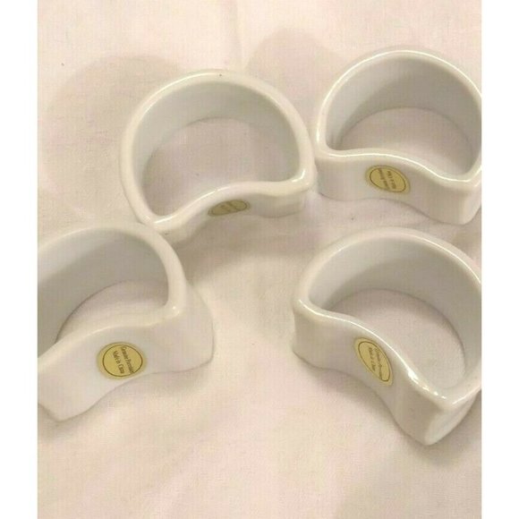 4 Porcelain Napkin Rings White with  Pink Yellow Purple Flowers Vintage - Picture 3 of 4